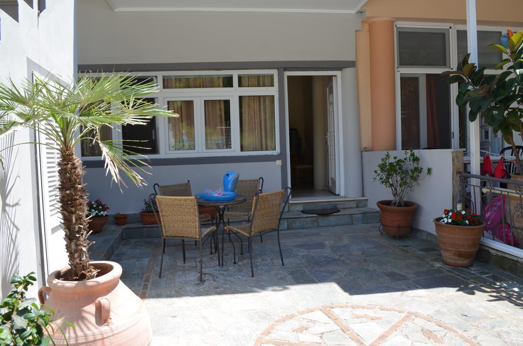 Annas Apartment Parga Exterior photo